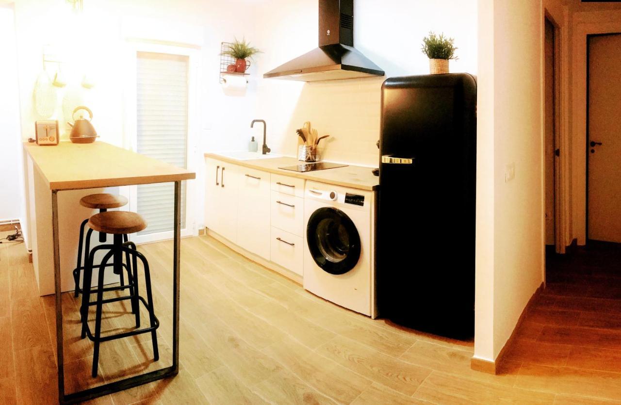 Apartamentos La Casa Del Maestro Alhama de Aragón Esterno foto