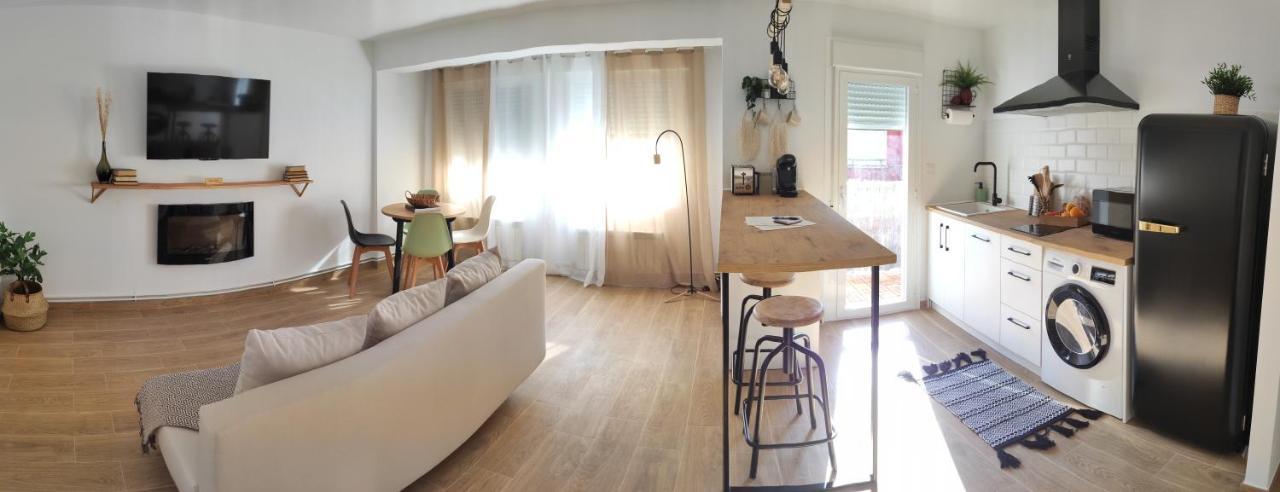 Apartamentos La Casa Del Maestro Alhama de Aragón Esterno foto